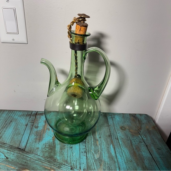 Vintage Large Hand Blown Green Glass Italian Wine Decanter with Ice Chamber - Picture 8 of 13